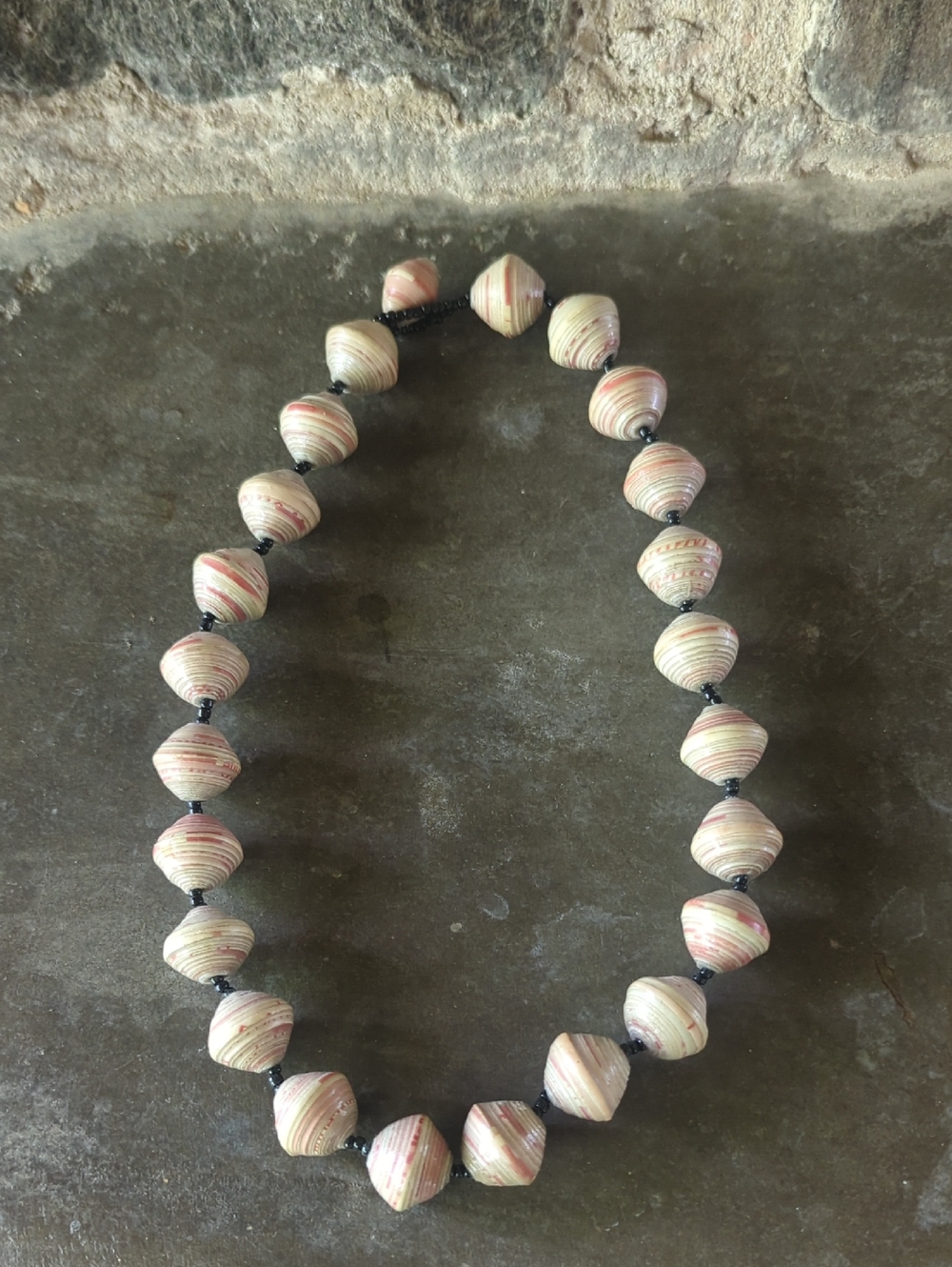 Paper Bead Necklace in Cream and Pink
